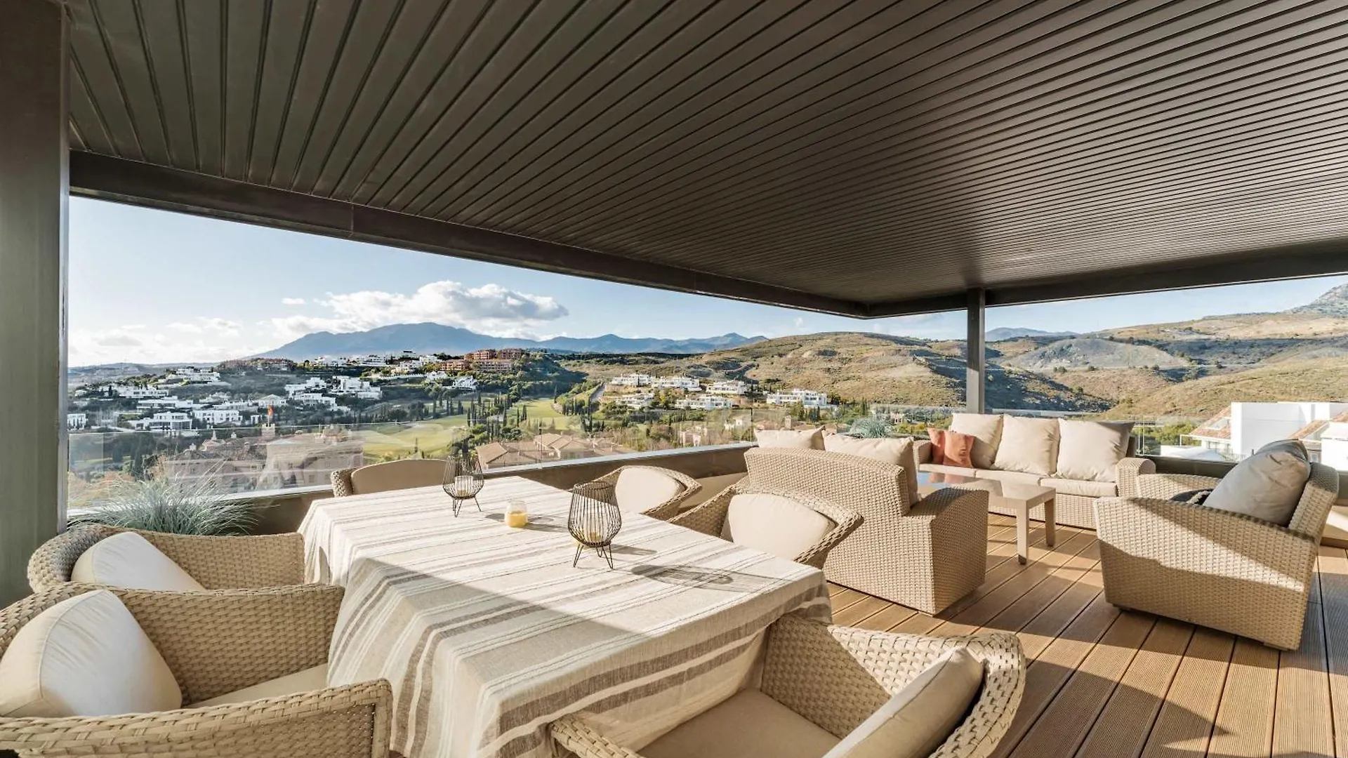 Contactos de Hoyo19 10 Views Luxury Resort