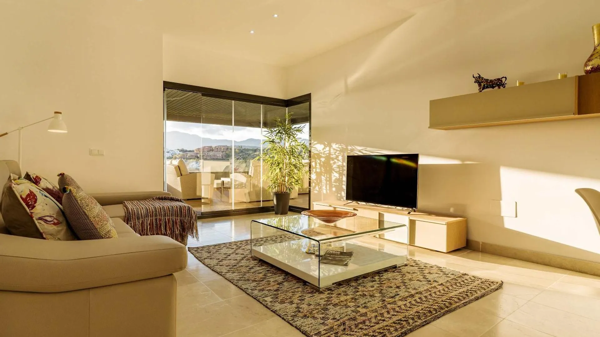 Apartamento Hoyo19 10 Views Luxury Resort Estepona